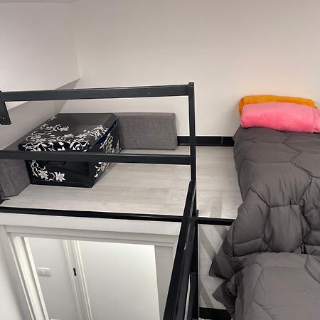 מלון Lux House Naples Airport מראה חיצוני תמונה
