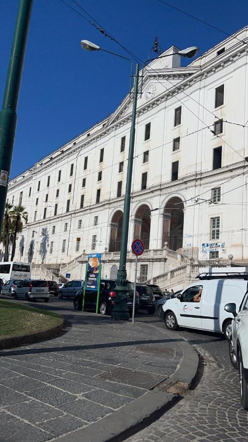 מלון Lux House Naples Airport מראה חיצוני תמונה
