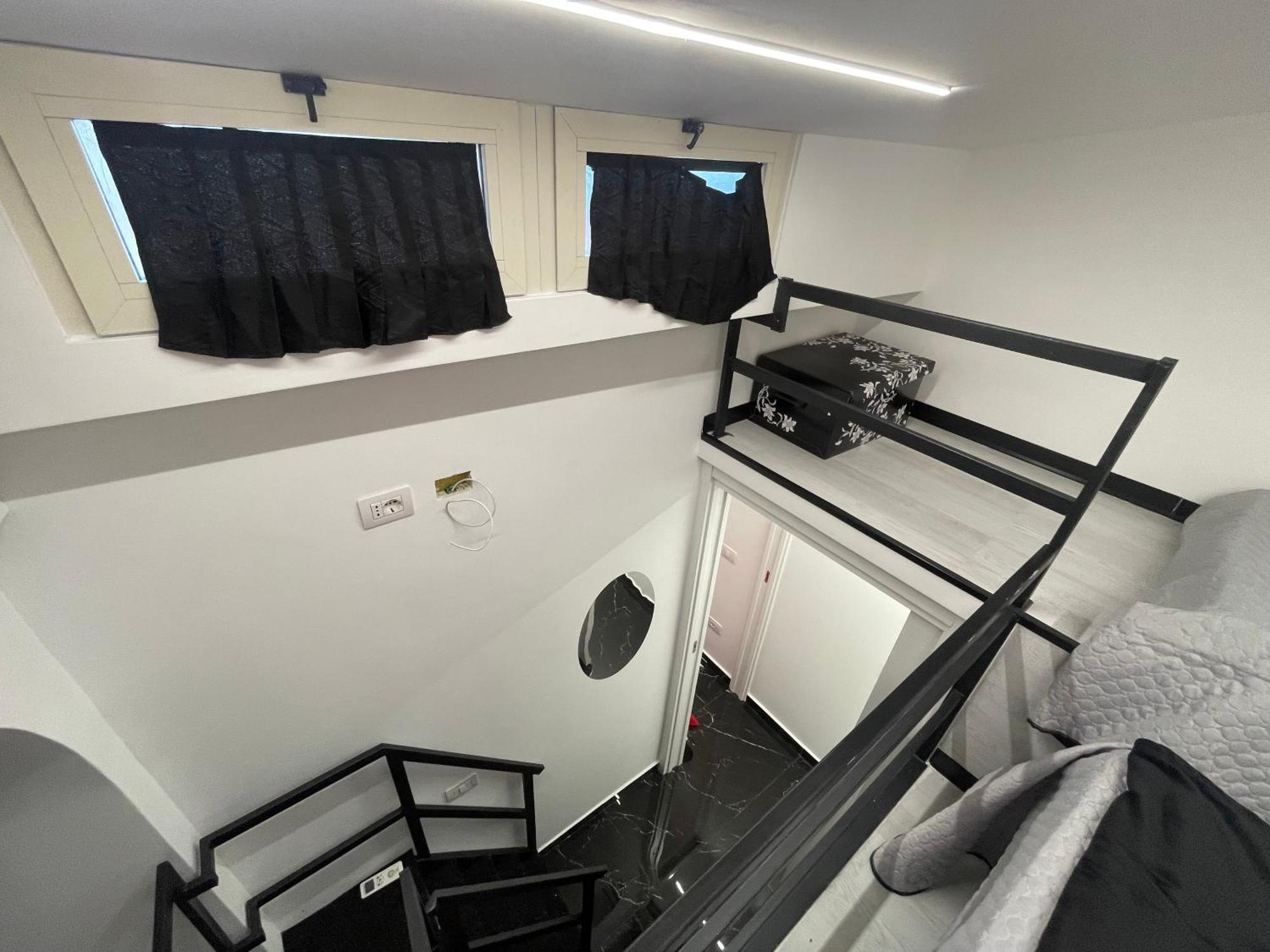 מלון Lux House Naples Airport מראה חיצוני תמונה